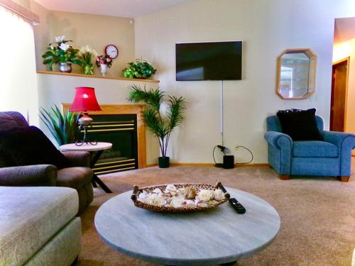 Relax and worry less in this peaceful home! in Moorhead, USA