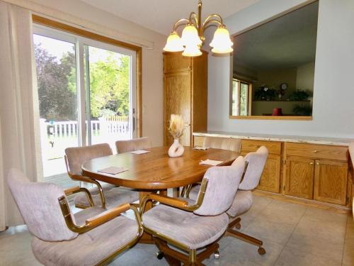 Relax and worry less in this peaceful home! in Moorhead, USA