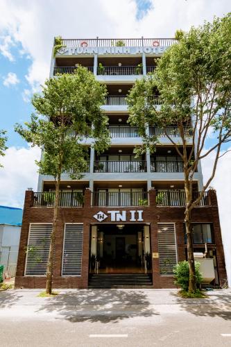 Tuan Ninh Hotel 2 - Tap to explore photos