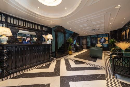 Hành lang, Khách sạn & Đại lý du lịch Madelise Central (Madelise Central Hotel & Travel) in Hà Nội