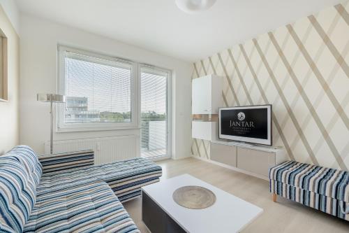 One-Bedroom Apartment with Balcony image 5