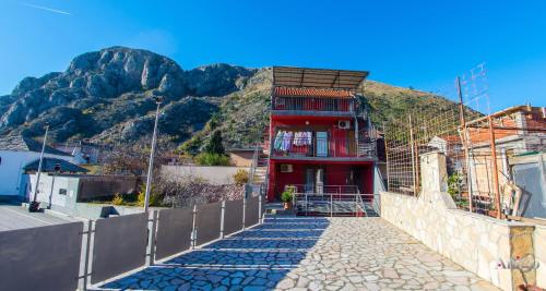 Wild River Apartments 4