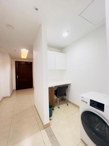 Three-Bedroom Apartment image 2