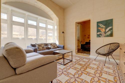 Exclusive Valletta Apart with Historic Charm by Buena Vista, La Valette (photo 4)
