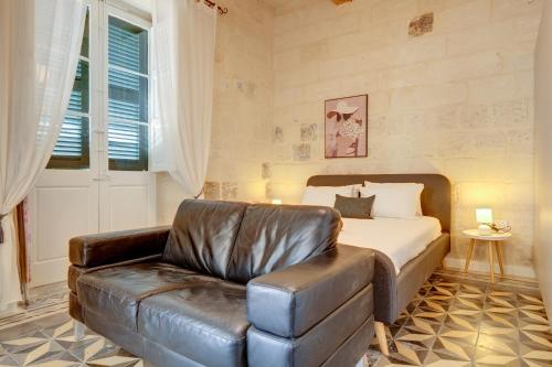 Exclusive Valletta Apart with Historic Charm by Buena Vista, La Valette (photo 9)