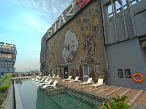 Star Premier KLCC Suite 3-4pax by LavishHome - image 10