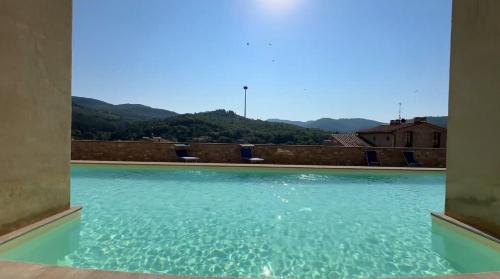 Borgo di Gaiole - Casa Lorenzo - apartment with a view & travel guide