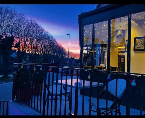 Buitenkant, Pavillon Hugo - Maison Etape in Nemours