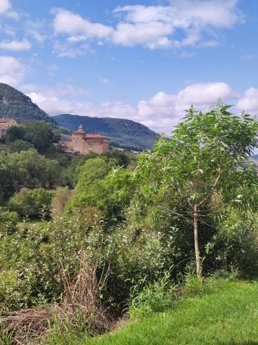 Appartement à la campagne (Appartement a la campagne) in Saint Georges De Luzencon