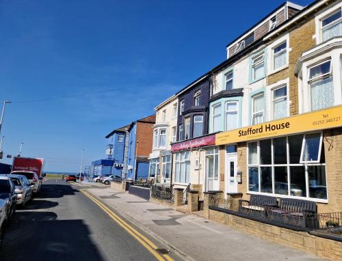 Stafford house - image 6
