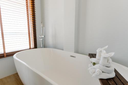 Facilities, Diamond Beach Resort in Ko Samet