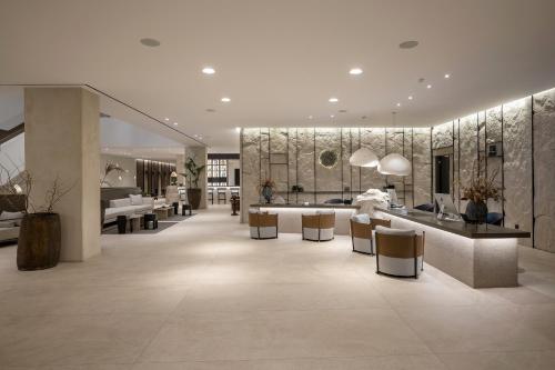 Előcsarnok, Aeonic Suites and Spa in Agio Ioannis