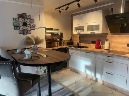 設施, Schätzla mit Fasssauna (Schatzla mit Fasssauna) in 賓德拉赫