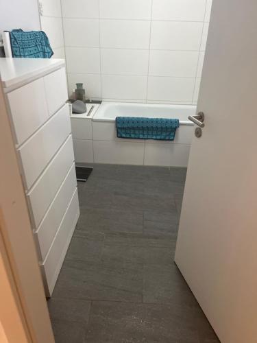 1 Zimmer mit 3 Betten, Mnichov (fotografie 2)