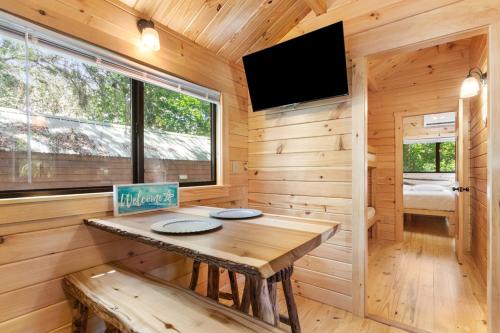 2 bedrooms, 2 beds