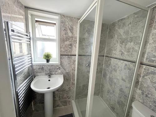 London Serviced Accommodation near Tottenham Hotspurs Football Stadium Great for Contractors, Londyn (zdjęcie 8)