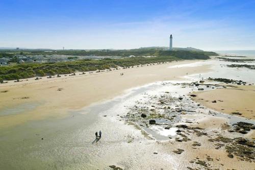 Sea La Vie Caravan at Silver Sands Holiday Park in Lossiemouth