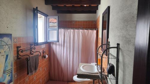 Superior Twin Room image 10