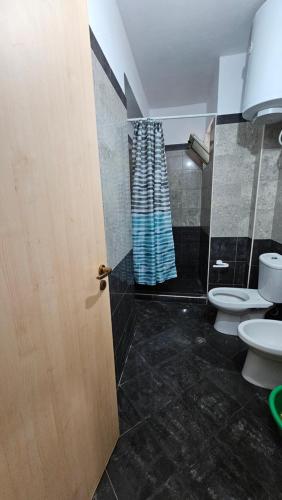 One-Bedroom Apartment image 10