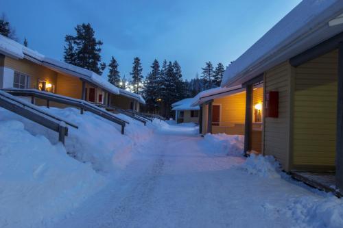 Polar Star Apartments - image 9