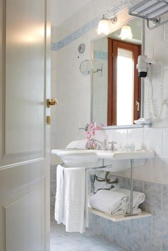 Photo - Hotel Punta Nord Est