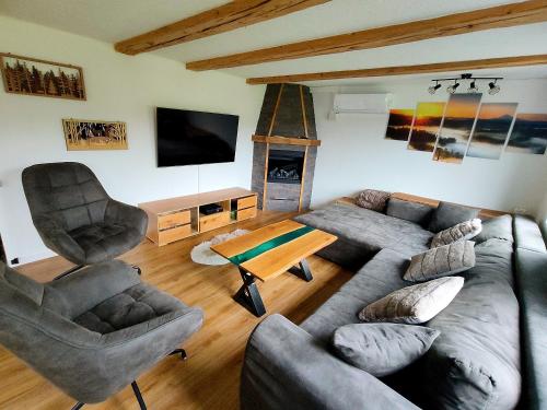 Chalet Wahida- Wellness Oase im Neckertal! in Sankt Peterzell, Schweiz