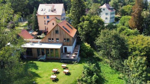 Exterior view, Ada's Buka Chalet auf dem Felsberg in Lautertal (Odenwald)