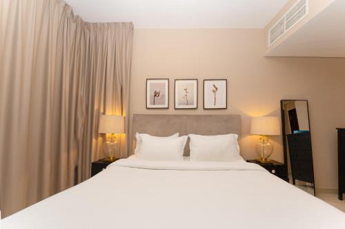 Luxury 1BR -Stunning Burj Khalifa & Fountain Views, Dubai (foto 4)
