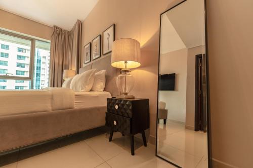 Luxury 1BR -Stunning Burj Khalifa & Fountain Views, Dubai (foto 8)