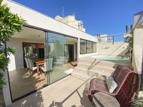 Linda Cobertura Jacuzzi Jurere Florianópolis