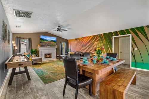New, 4 BR, Heated Pool, Hot Tub, Arcade, 15 MIN AMI in Bradenton, USA
