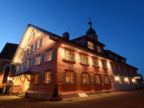 Zum Hirschen - hotel & gasthaus beim stockeler Scheidegg