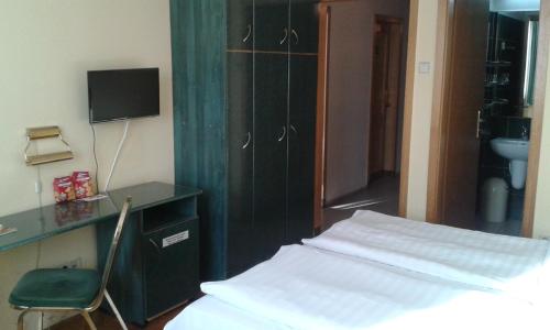 Hotel Bara Budapest - image 14