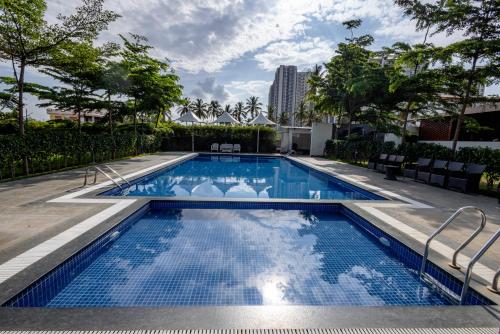 Swimming pool, Veerdency Luxury Resort - 3 Km to Banglore Airport in Kempegowda International Airport