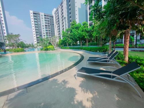 Village Vibes at Splashmania Gamuda Cove - image 9
