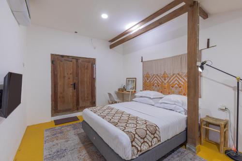 Yukke Tembi Homestay near Depok Beach
