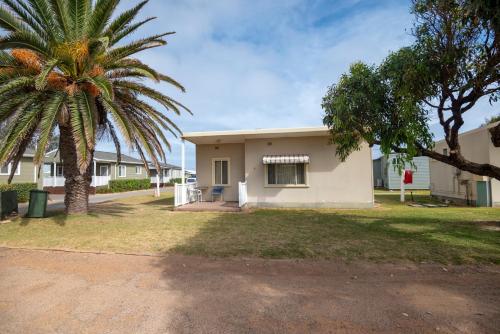 Unterkunft von außen, Belair Gardens Caravan Park in Geraldton