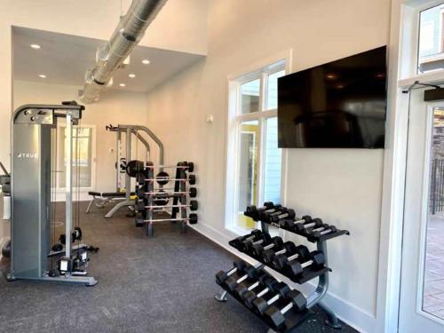 Stylish Townhome with Pool Clubhouse Amenities in Clemson, USA