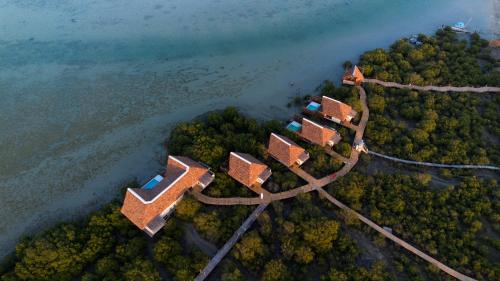 595327370 Casa Mikoko Resort