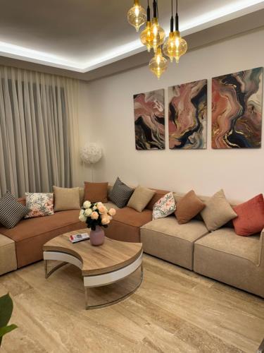 Luxueuse Apparemment -143 haut standing Room Type - Two-Bedroom Apartment