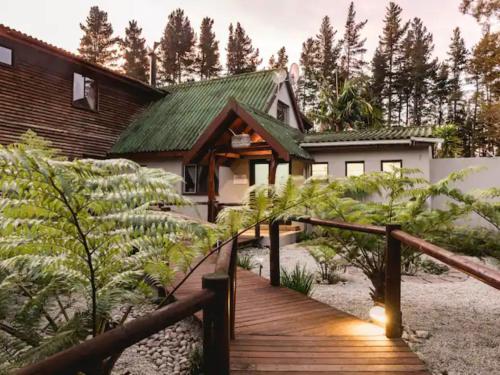 Greenfern Lodge and Chalets Greenfern Lodge and Chalets