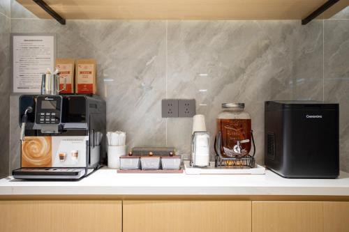 VX Hotel Shanghai Yixian Road Dabaishu, Shanghai (Foto 10)