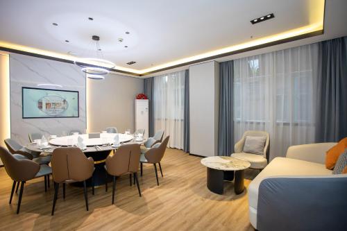 VX Hotel Shanghai Yixian Road Dabaishu – Shanghai, DC