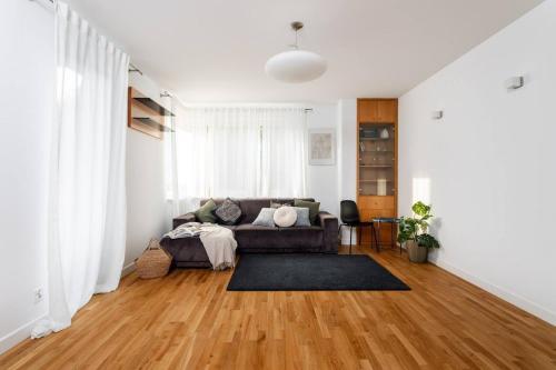 Superb Czerska Family Apartment With Parking, Varšava (fotografie 6)