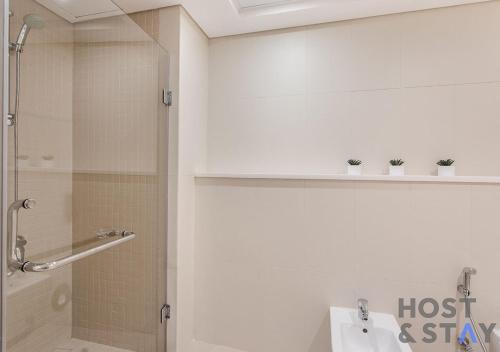 Elegant Beachfront Living at Al Bateen, Dubaj (zdjęcie 9)