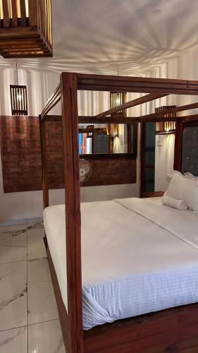 Standard Double or Twin Room with Garden View image 1