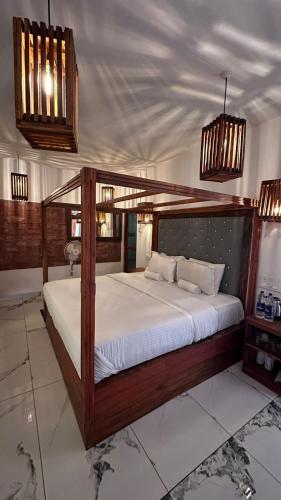 Standard Double or Twin Room with Garden View image 5