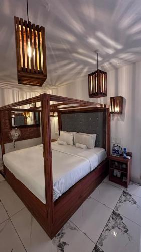 Standard Double or Twin Room with Garden View image 3