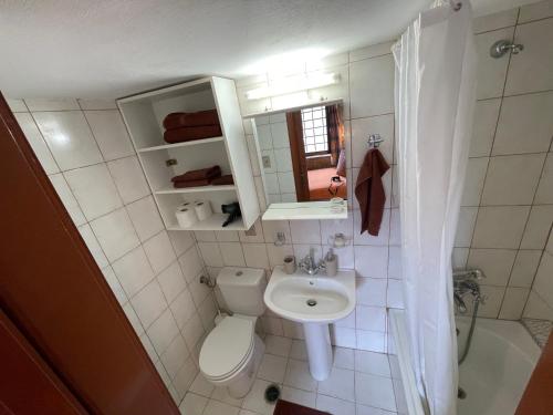 Leandros Village House in Kastelli