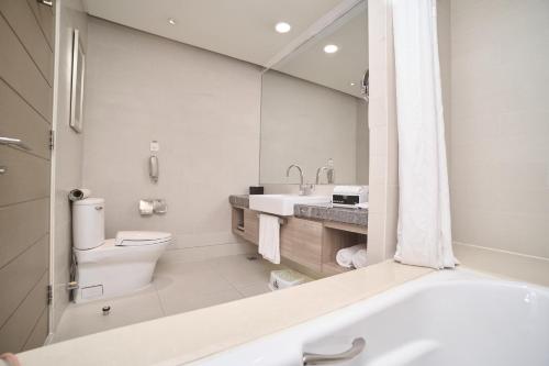 Standard Room image 5
